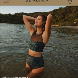 Albion Fit Maria Sea Petal Crop Top